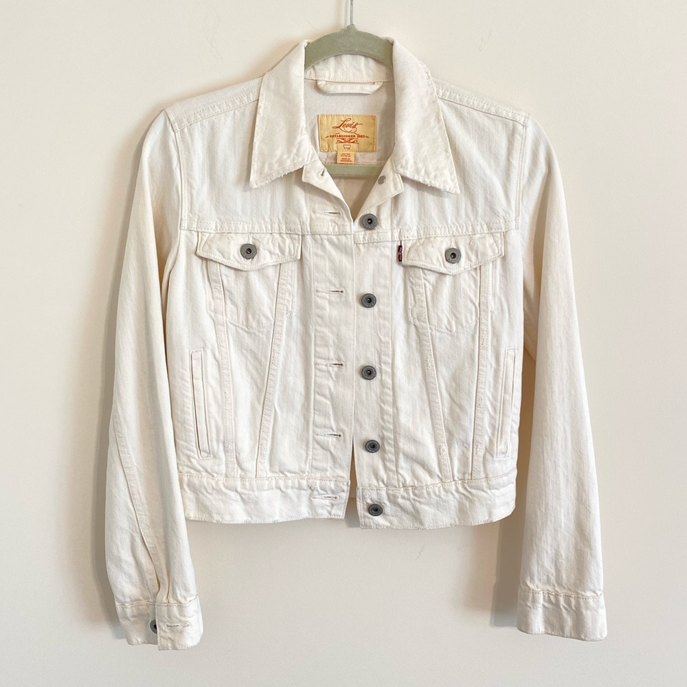 Levi’s Jean Jacket size XS